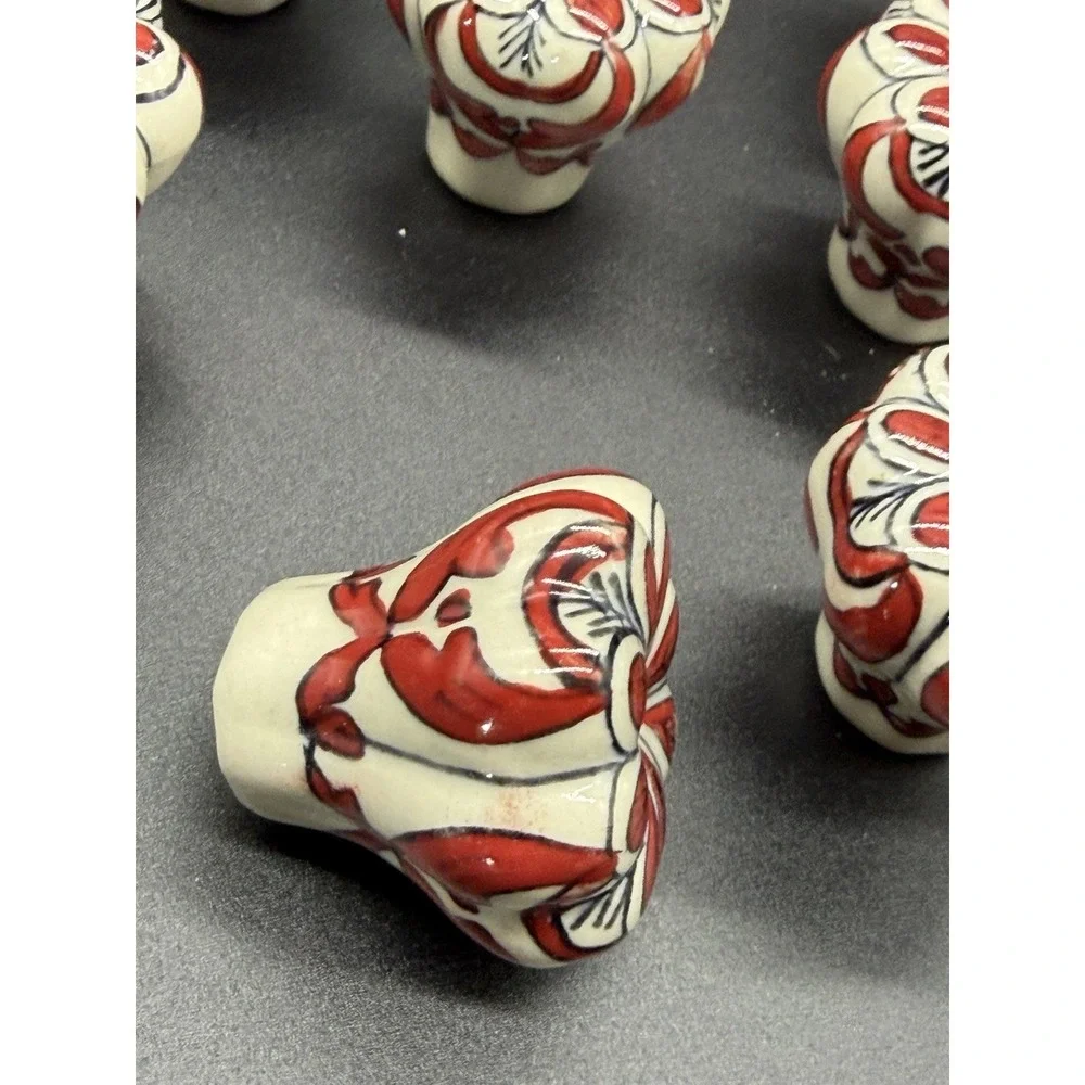 VTG Flower Shaped Ceramic Hand Painted Floral Drawer Knobs  With Bolts  Set Of 8